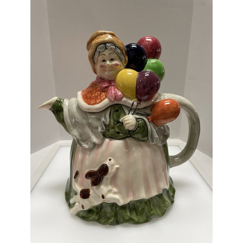 Vintage Takahashi San Fransico Teapot Pitcher. Rare with Green & Balloons. Mint!